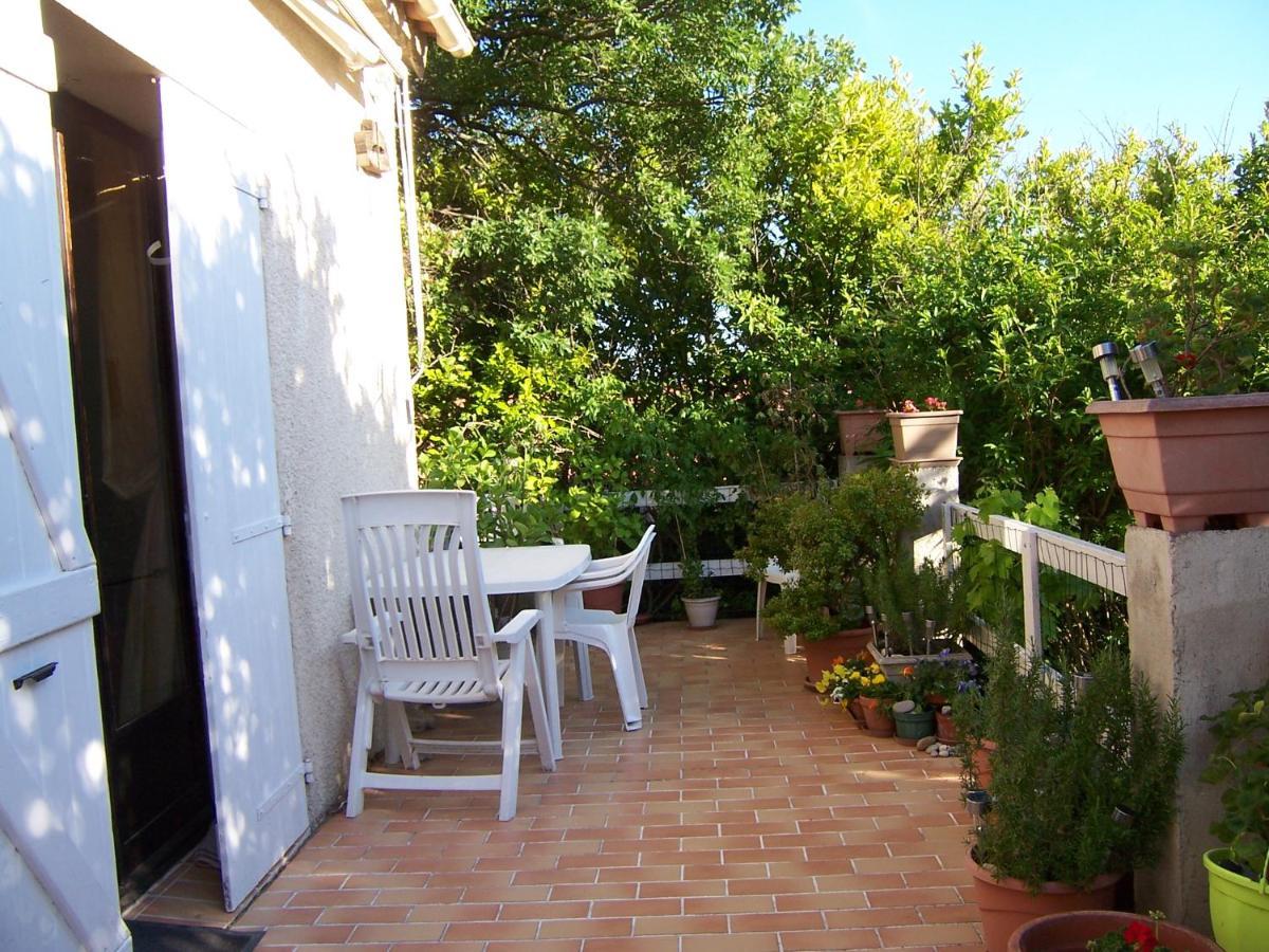Dom L' Argo Apartamento Reillanne Exterior foto